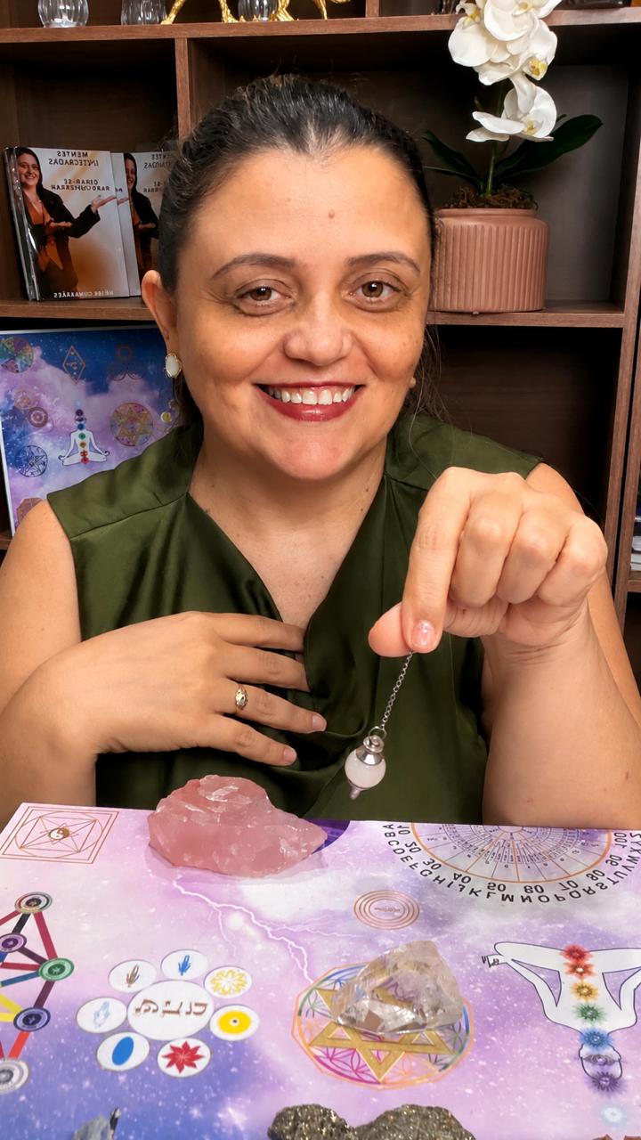 Meire Guimarães em atendimento terapêutico